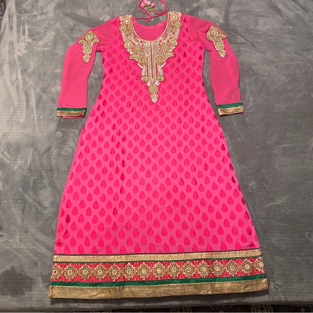 Pink Salwar Kameez